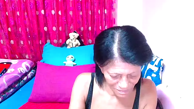 Snapshot of SLUTTYROXY chatting on November 19, 3:17 am SLUTTYROXY online show from November 19, 3:17 am