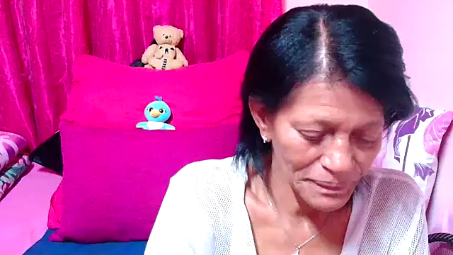 Snapshot of SLUTTYROXY chatting on December 2, 5:58 pm SLUTTYROXY online show from December 2, 5:58 pm