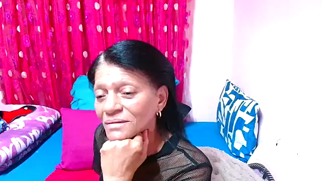 Snapshot of SLUTTYROXY chatting on November 16, 5:39 pm SLUTTYROXY online show from November 16, 5:39 pm