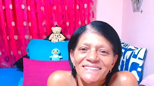 SLUTTYROXY online show from April 4, 4:35 pm