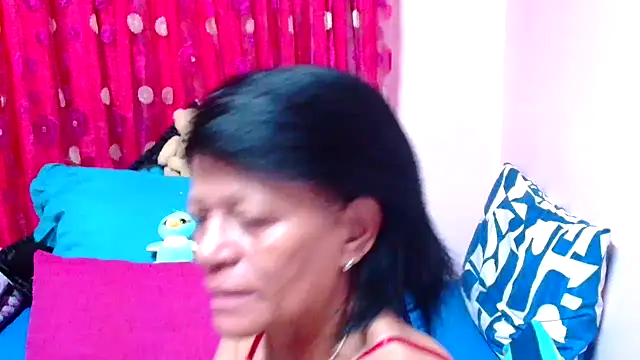 Snapshot of SLUTTYROXY chatting on November 22, 7:51 am SLUTTYROXY online show from November 22, 7:51 am