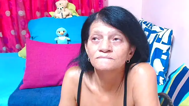 SLUTTYROXY online show from March 25, 9:03 pm