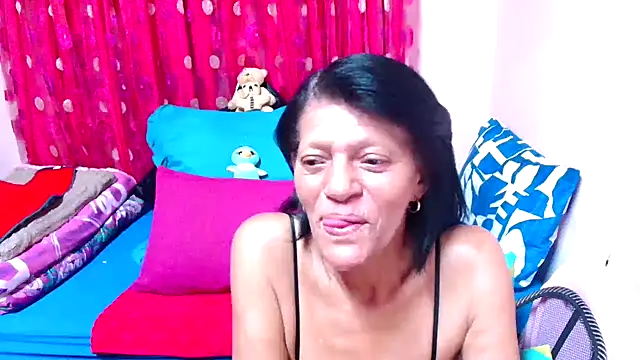 Snapshot of SLUTTYROXY chatting on November 19, 5:46 pm SLUTTYROXY online show from November 19, 5:46 pm