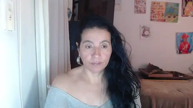 Snapshot of stefilove10 chatting on October 28, 2:16 pm stefilove10 online show from October 28, 2:16 pm