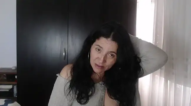 stefilove10 online show from December 19, 3:52 pm