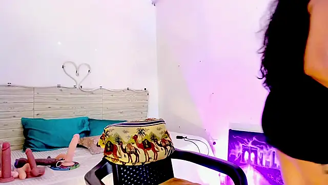 lilahSweet online show from May 11, 1:56 pm