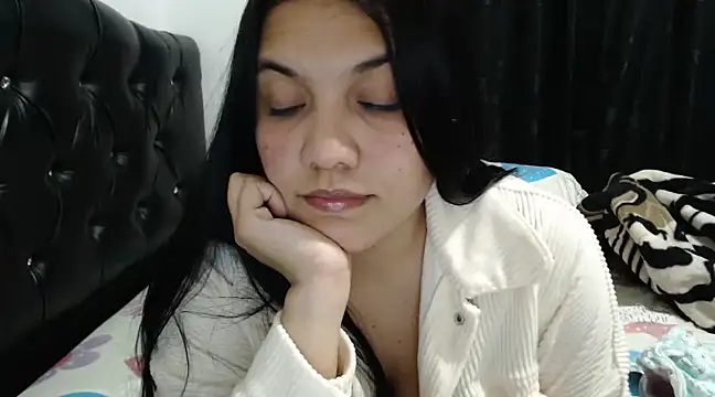 Andrea hottest angel online show from December 11, 4:49 am