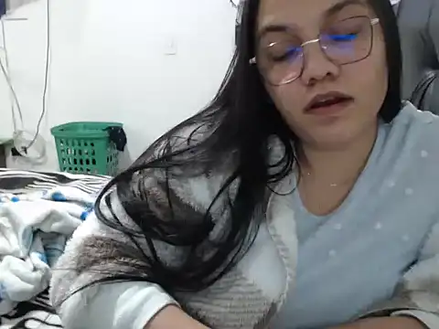 Snapshot of Andrea_hottest_angel chatting on January 11, 5:14 am Andrea hottest angel online show from January 11, 5:14 am