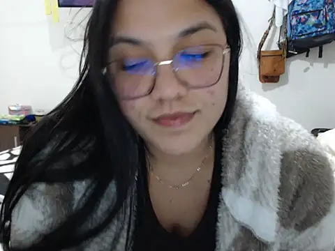 Snapshot of Andrea_hottest_angel chatting on November 14, 4:49 am Andrea hottest angel online show from November 14, 4:49 am