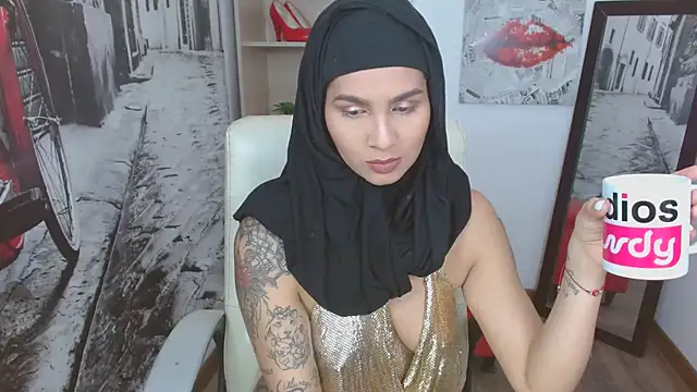 Shay  lee online show from February 13, 8:24 pm