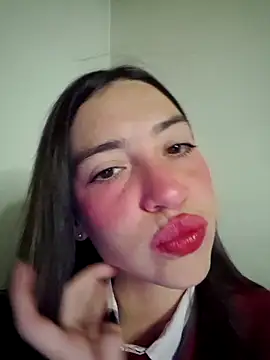 loveuu-bae online show from October 18, 1:07 am