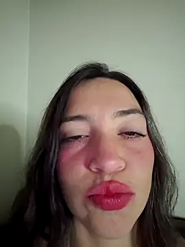 loveuu-bae online show from April 8, 3:30 am