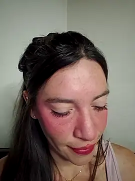 loveuu-bae online show from December 16, 12:59 am