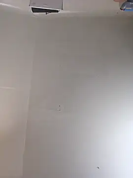 Snapshot of UncutHammer69 chatting on October 24, 3:33 pm UncutHammer69 online show from October 24, 3:33 pm