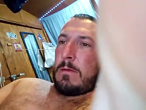 UncutHammer69 online show from March 3, 8:38 pm