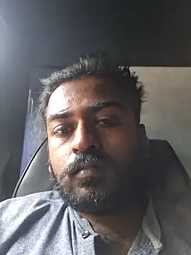 Snapshot of BlackHairy_man chatting on June 17, 9:30 am BlackHairy man online show from June 17, 9:30 am