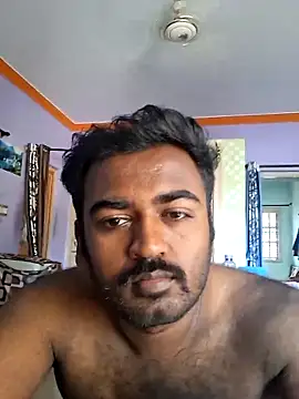 Snapshot of BlackHairy_man chatting on June 22, 10:01 am BlackHairy man online show from June 22, 10:01 am