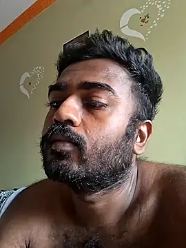 Snapshot of BlackHairy_man chatting on July 7, 3:53 am BlackHairy man online show from July 7, 3:53 am