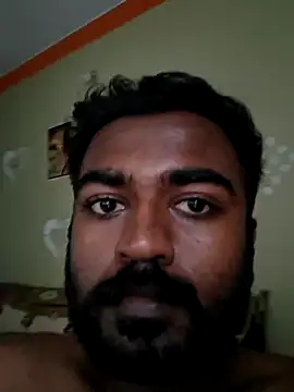 Snapshot of BlackHairy_man chatting on June 19, 9:26 am BlackHairy man online show from June 19, 9:26 am