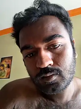 Snapshot of BlackHairy_man chatting on June 28, 4:19 am BlackHairy man online show from June 28, 4:19 am