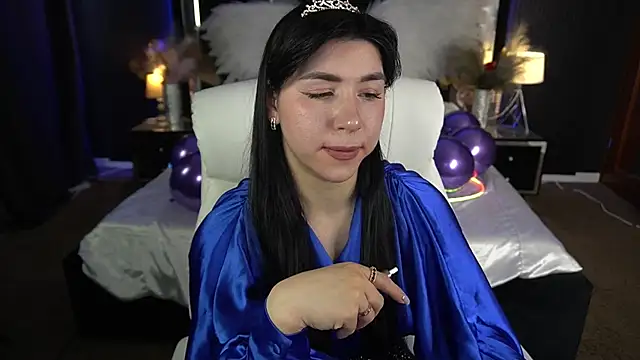 EmilyCandyy online show from January 15, 7:45 am