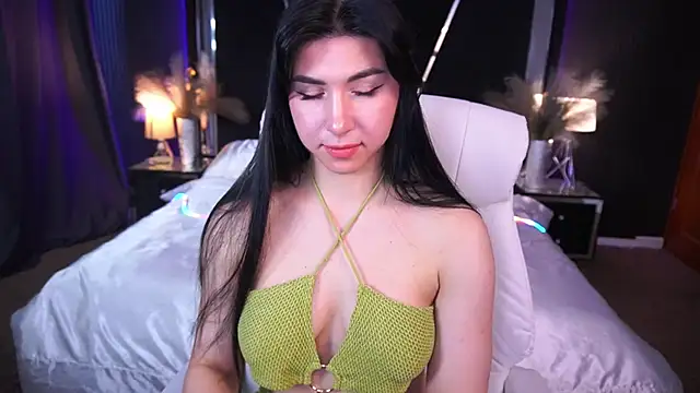 EmilyCandyy online show from October 27, 7:42 am