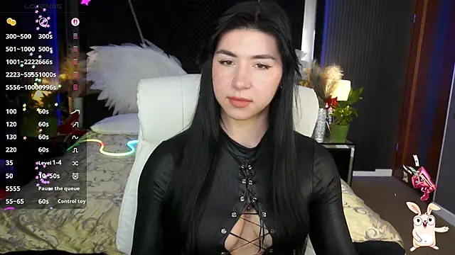 EmilyCandyy online show from April 11, 6:21 am