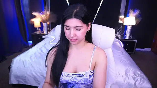 EmilyCandyy online show from October 28, 7:18 am