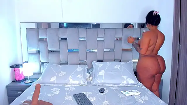 Cammiila online show from December 21, 3:47 pm