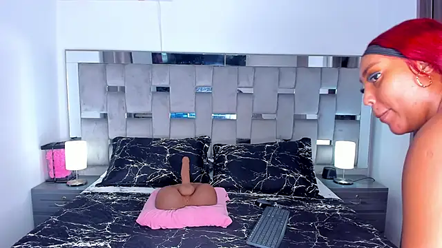 Cammiila online show from November 22, 3:11 pm