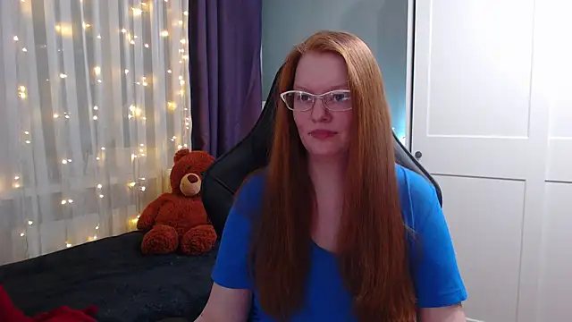 Lady Inari online show from February 22, 9:15 pm