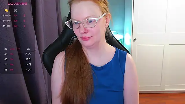 Snapshot of Lady_Inari chatting on February 24, 12:22 am Lady Inari online show from February 24, 12:22 am