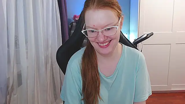 Snapshot of Lady_Inari chatting on November 4, 5:44 am Lady Inari online show from November 4, 5:44 am