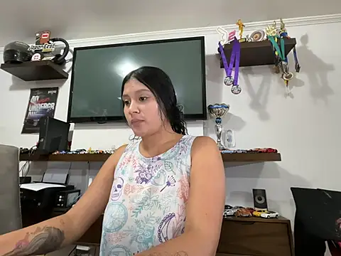 kinky milaxh online show from March 4, 1:13 am