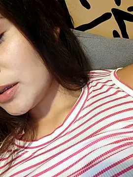 Snapshot of kinky_mila@xh chatting on March 6, 2:19 am kinky milaxh online show from March 6, 2:19 am