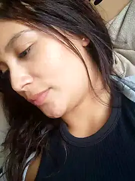 Snapshot of kinky_mila@xh chatting on January 19, 11:21 pm kinky milaxh online show from January 19, 11:21 pm