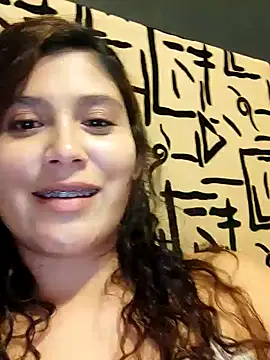 Snapshot of kinky_mila@xh chatting on February 9, 1:33 am kinky milaxh online show from February 9, 1:33 am