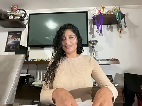 kinky milaxh online show from March 6, 2:06 am