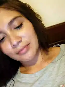 Snapshot of kinky_mila@xh chatting on December 21, 2:41 am kinky milaxh online show from December 21, 2:41 am