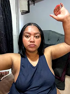 yanza2002 online show from November 23, 7:57 pm