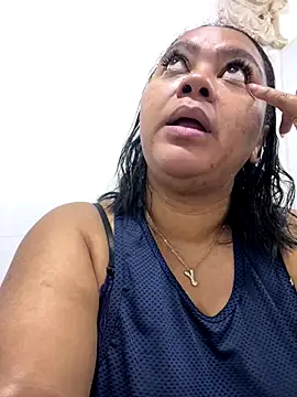 yanza2002 online show from October 28, 11:03 pm