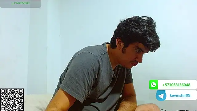 biglatin80 online show from March 13, 11:15 am