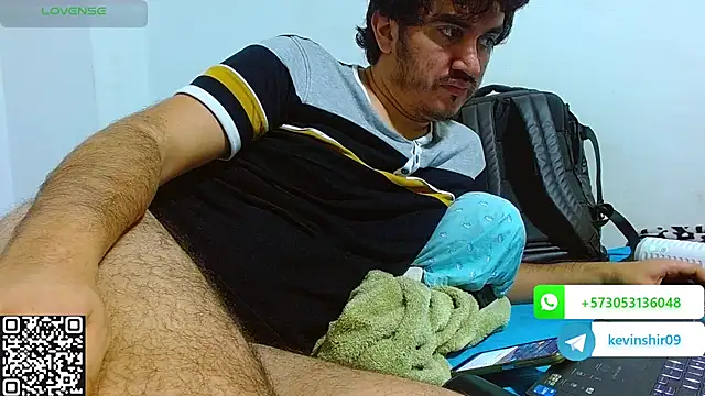 biglatin80 online show from March 8, 10:40 am