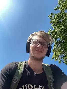 Sven132 online show from August 3, 9:04 am