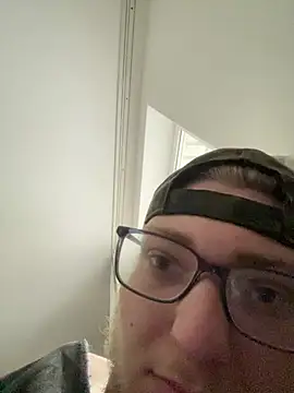 Sven132 online show from June 21, 5:46 am