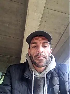 Snapshot of abonado22cm chatting on December 17, 11:26 am abonado22cm online show from December 17, 11:26 am