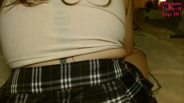 Snapshot of victoria97 chatting on October 4, 9:49 pm victoria97 online show from October 4, 9:49 pm