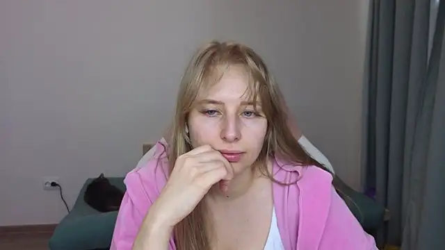 Jessy Ginger online show from March 4, 11:40 am