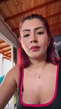 Snapshot of LINDA_PATTY94 chatting on June 9, 3:13 pm LINDA PATTY94 online show from June 9, 3:13 pm