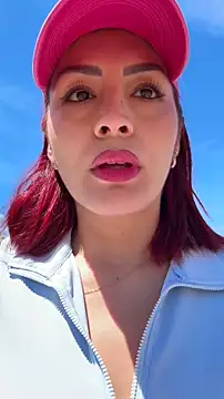 Snapshot of LINDA_PATTY94 chatting on June 10, 3:35 pm LINDA PATTY94 online show from June 10, 3:35 pm